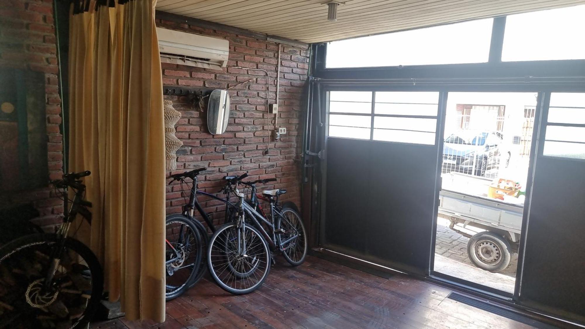 Loft Casa Dos Pisos Con Garage Pocitos Playa 4 Personas Villa Монтевидео Екстериор снимка