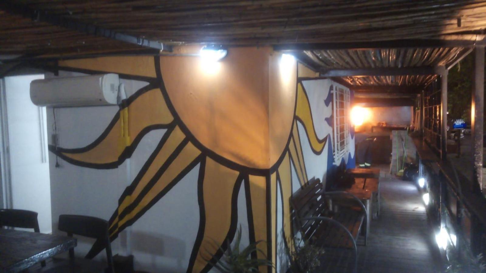 Loft Casa Dos Pisos Con Garage Pocitos Playa 4 Personas Villa Монтевидео Екстериор снимка